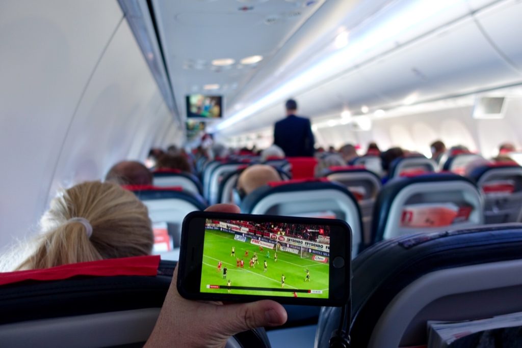 Norwegian live TV onboard using smartphone