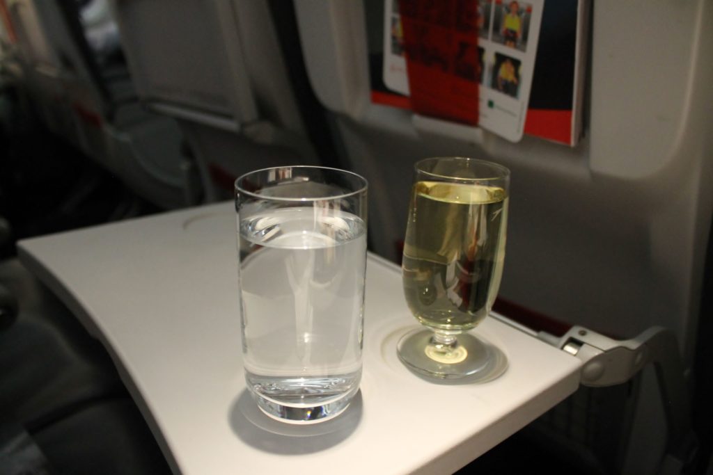 Austrian Airlines Business Class Munich-Vienna white wine