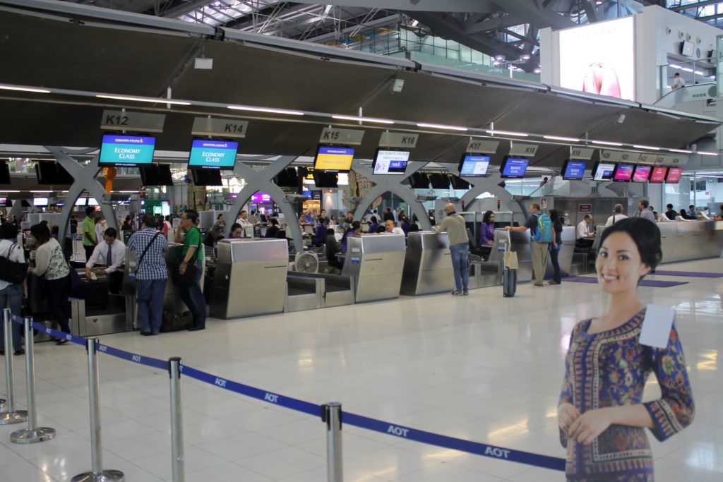 Singapore Airlines Economy Class Bangkok-Singapore Changi check-in
