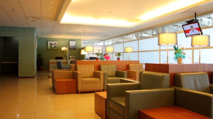 Executive Lounge, St Maarten Princess Juliana