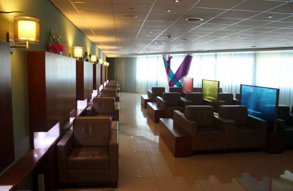 Executive Lounge, St Maarten Princess Juliana