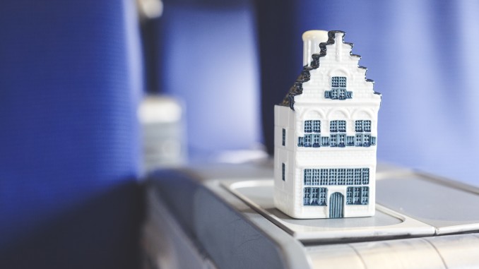 KLM Delftware house nr 96 Hamel House