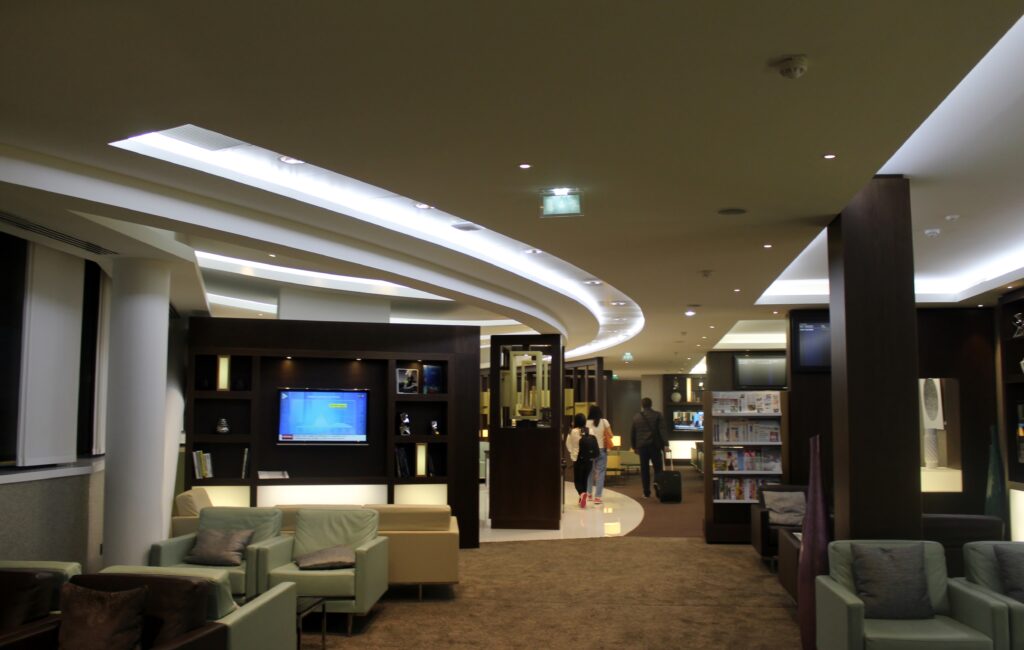 Etihad First and Business Class Lounge Paris CDG