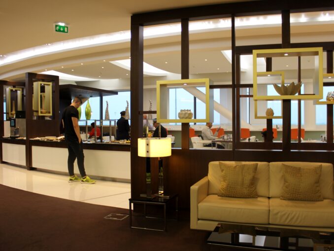 Etihad First and Business Class Lounge Paris CDG