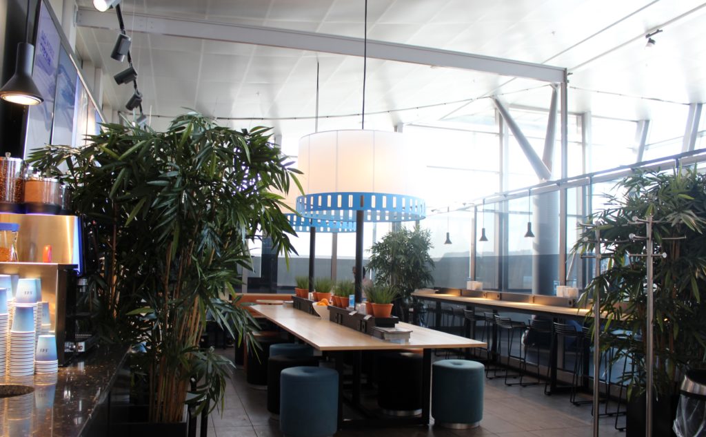 SAS Cafe Lounge, Trondheim Vaernes interior and seating areas