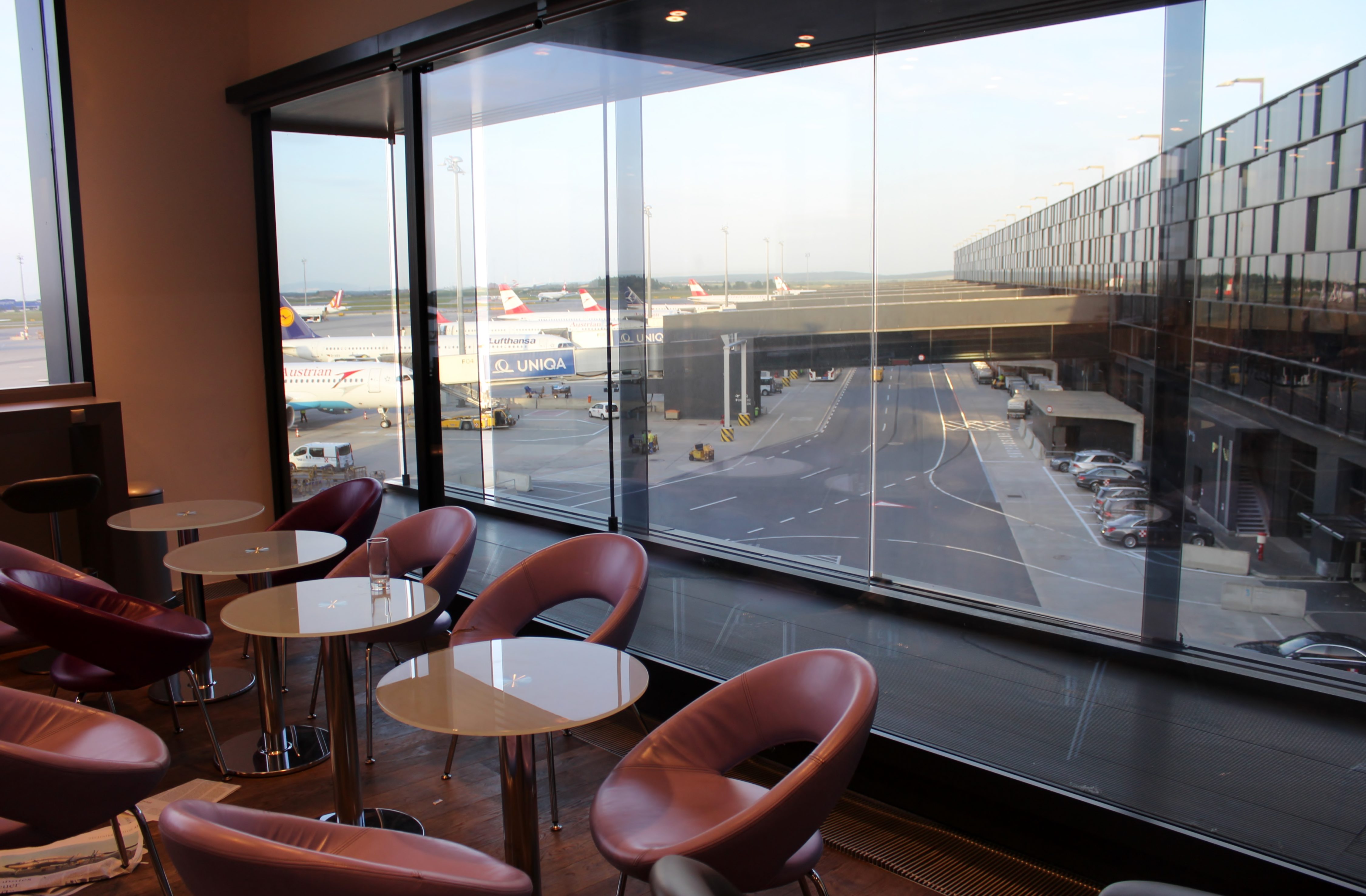 Austrian Airlines Senator Lounge, Vienna Schwechat, Schengen seating and apron view