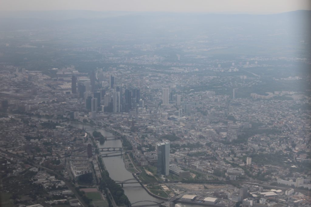 Lufthansa Economy Class Geneva-Frankfurt city centre