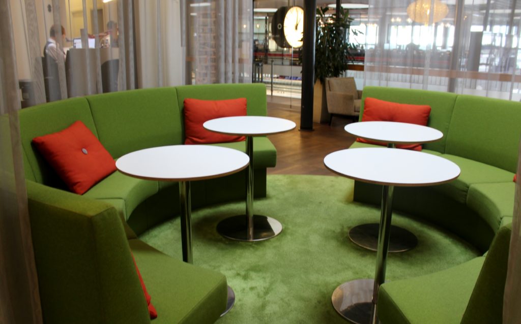 Servisair Aspire Lounge Copenhagen Kastrup sofa