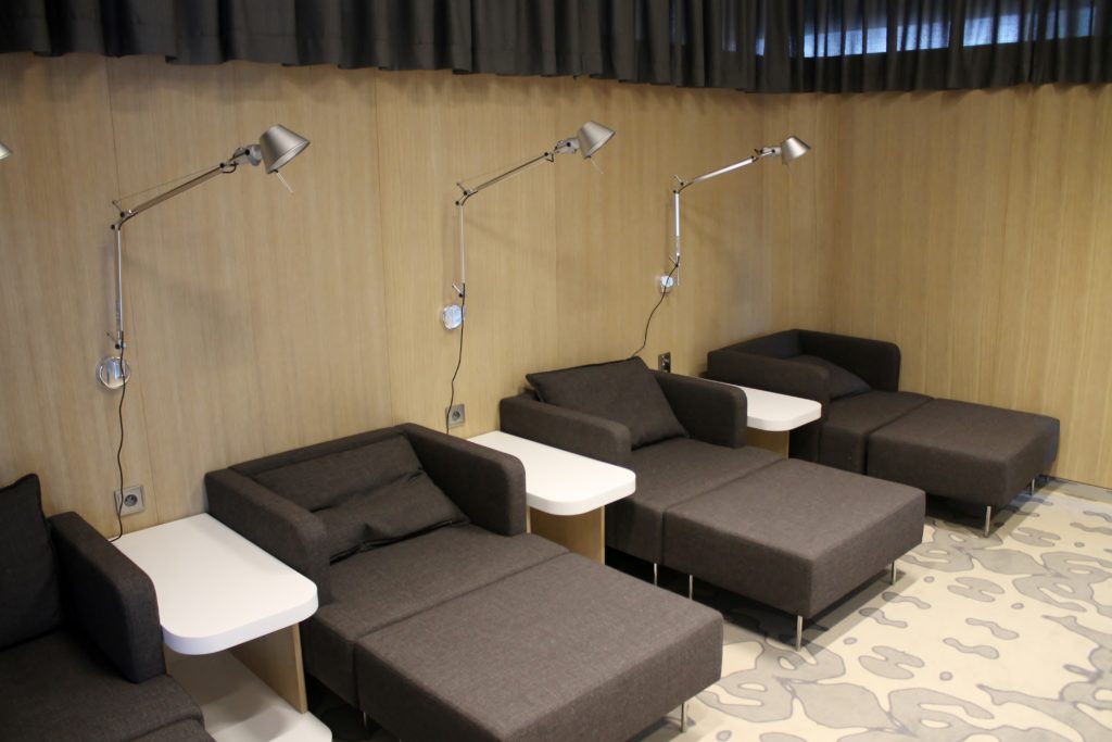 The new third party lounge at Warsaw Chopin