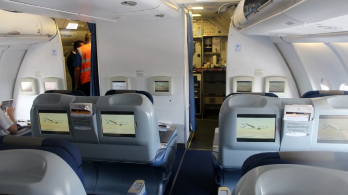 Air Europa Business Class Airbus A330 Barcelona-Madrid cabin