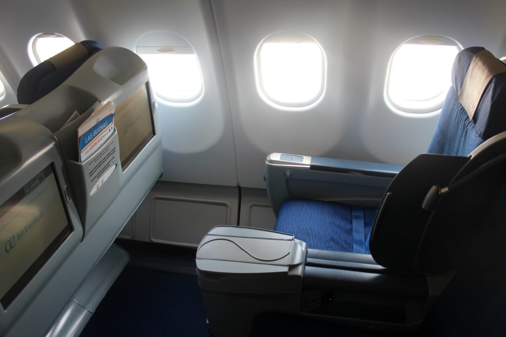 Air Europa Business Class Airbus A330 Barcelona-Madrid seat