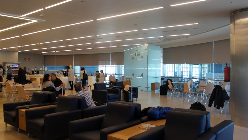 Air Europa Business Class Madrid-Amsterdam lounge