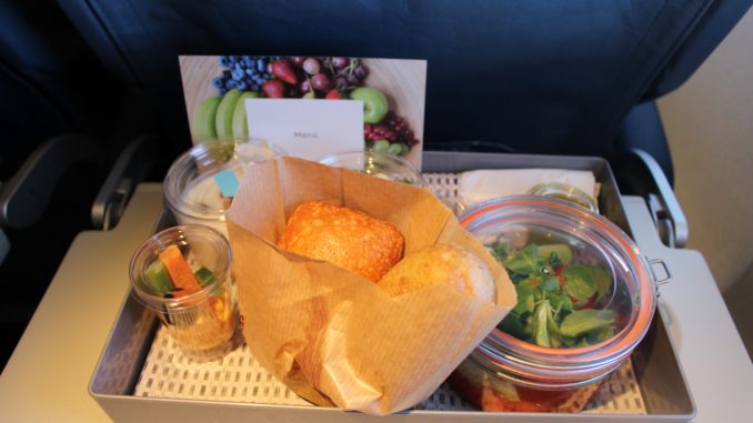 Air Europa Business Class Madrid-Amsterdam dinner