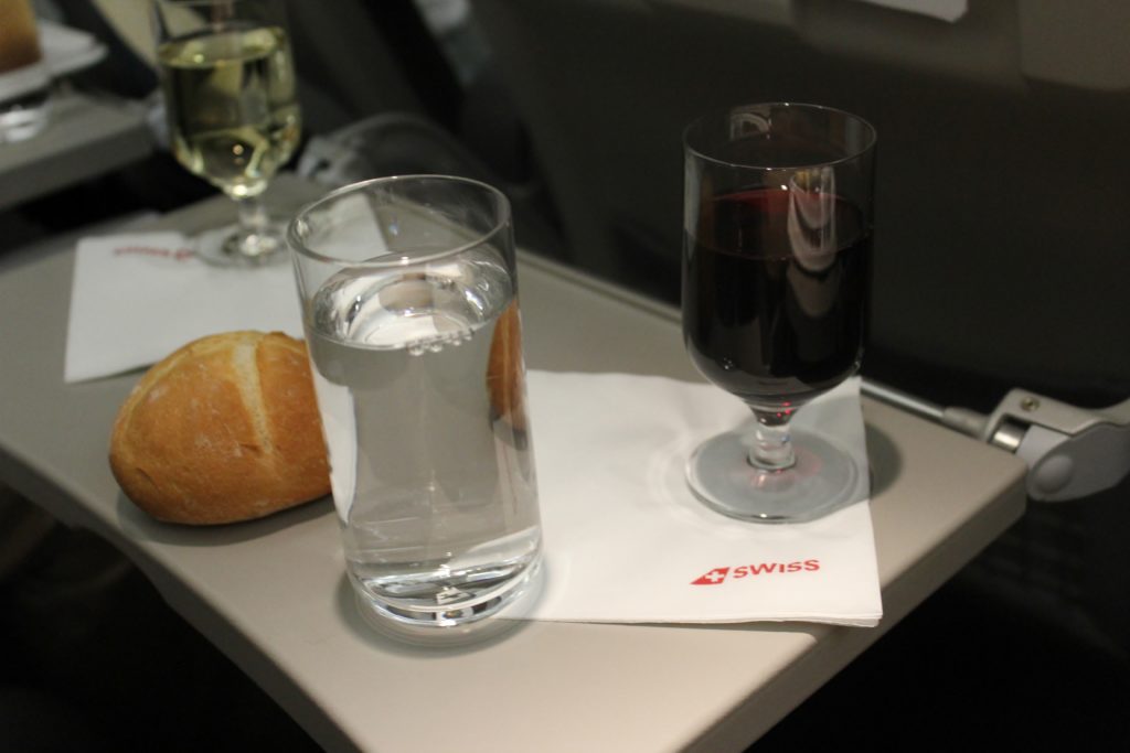 Swiss Business Class Zürich-Barcelona wine