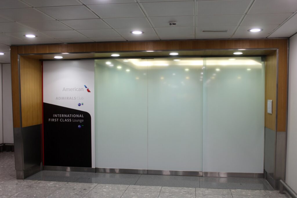 American Airlines Admirals Club, London Heathrow, Terminal 3