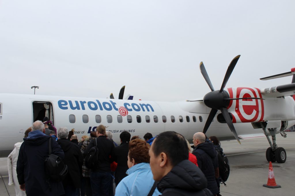 LOT Premium Economy Prague-Warsaw Dash-8