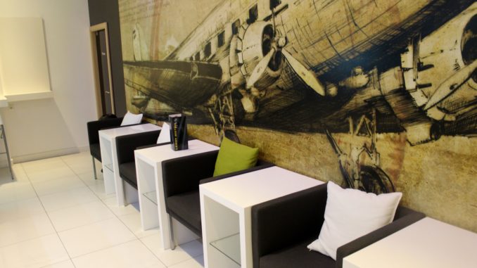 Menzies Aviation Lounge, Budapest seating area