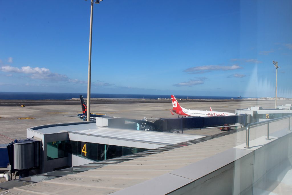 Sala Montana Roja Lounge, Tenerife South