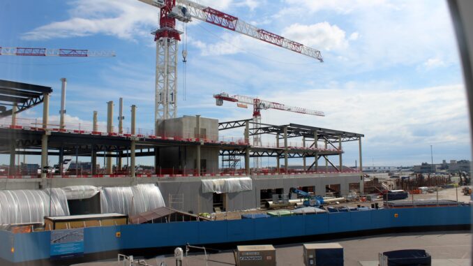 Constuction of the West Wing at Helsinki Vantaa airport