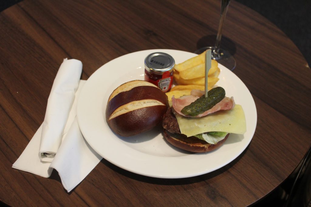 BA Burger in the British Airways Galleries First Lounge at London Heathrow