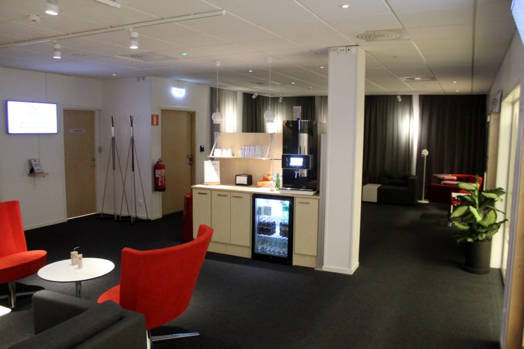 Review Skavsta Airport Business Lounge, Stockholm 2018 Sofa Review