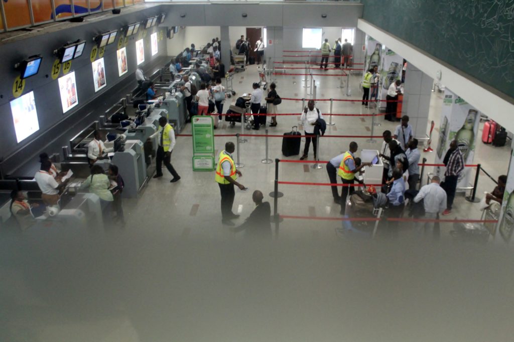 Luanda airport check-in area seen from the TAAG first class lounge