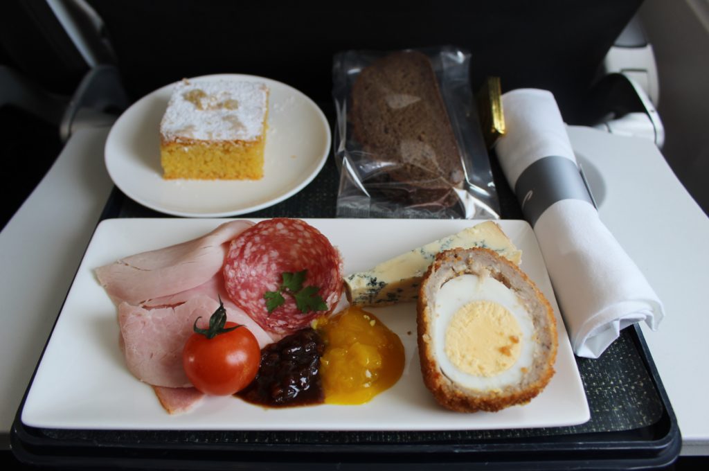 British Airways Business Class Club Europe Amsterdam-London Heathrow