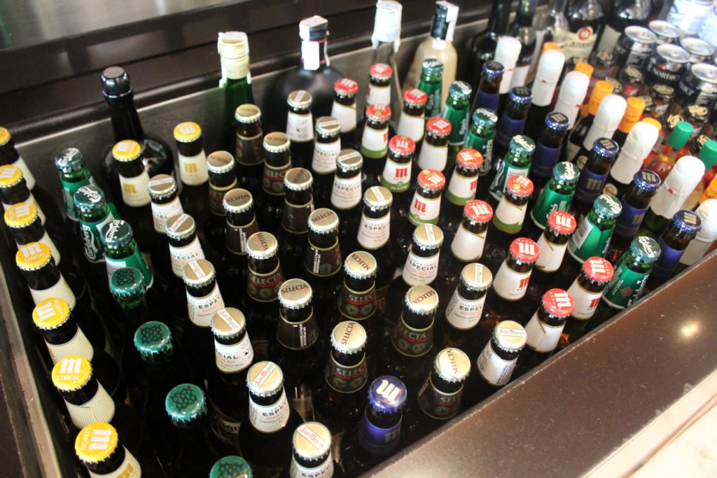 Beer selection in the Iberia Sala VIP Dali Lounge in Madrid