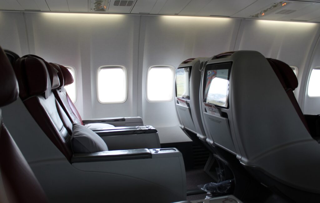 Air Niugini Business Class Honiara-Port Moresby