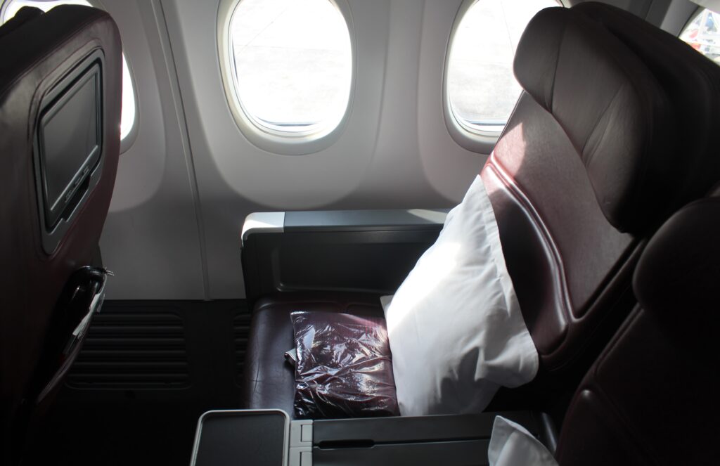 Qantas Business Class seat on the Boeing 737