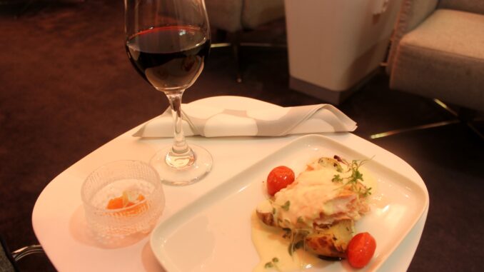 Dinner in the Finnair Premium Lounge in Helsinki