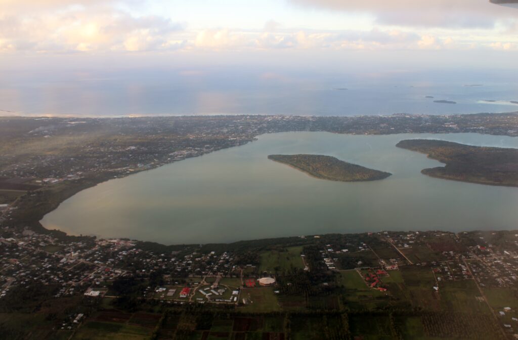 Fiji Airways Business Class Tonga Nuku'alofa-Nadi