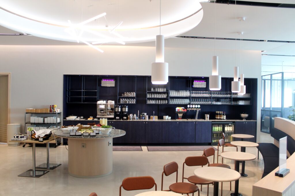 The new Finnair non-Schengen business lounge at Helsinki Vantaa