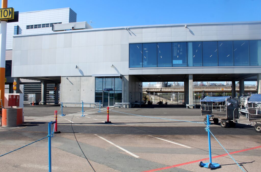 The new regional terminal concourse at Helsinki Vantaa