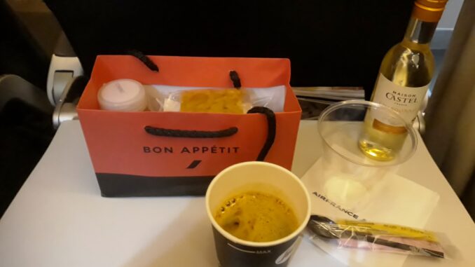 Snack in Air France Economy Class Paris-Stockholm