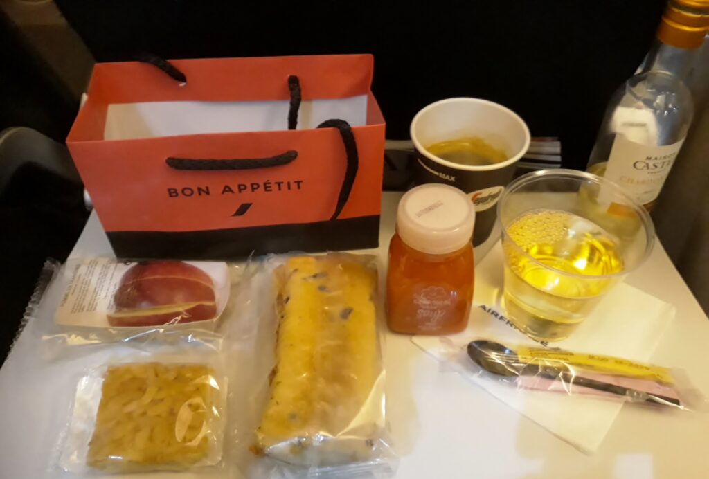 Snack in Air France Economy Class Paris-Stockholm