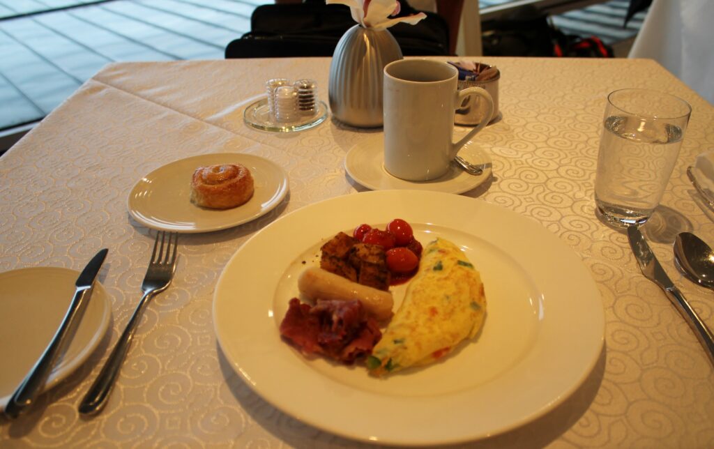 Breakfast in the Malaysia Airlines First Class Lounge in Kuala Lumpur