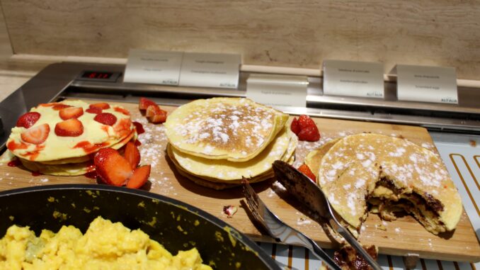 Pancake buffet in the Casa Alitalia Lounge at Rome Fiumicino