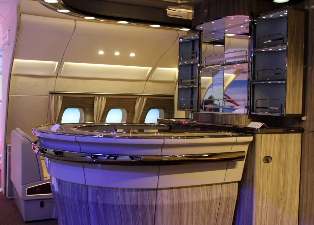The new Emirates business class bar on the Airbus A380