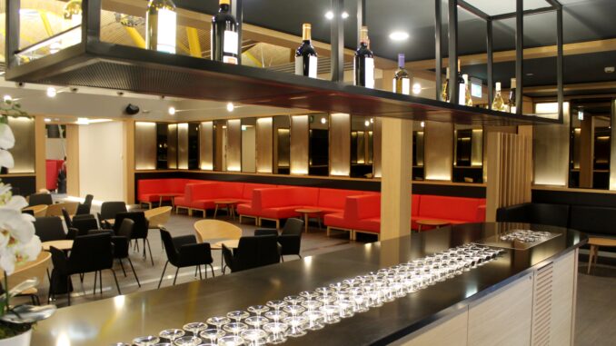 The wine bar in the Sala VIP Dali Lounge in Madrid