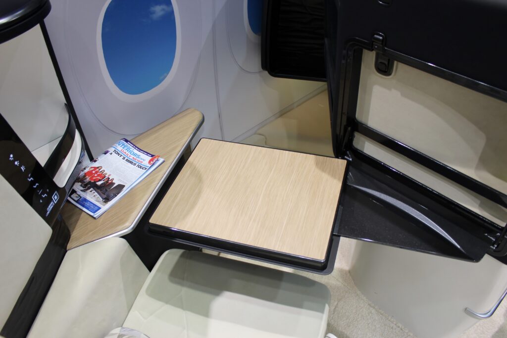 Zodiac Aerospace Cirrus NG business class seat