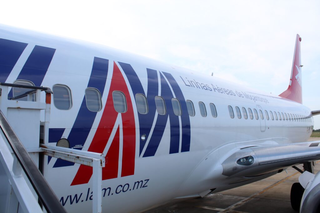 LAM Mozambique Airlines Business Class Maputo-Johannesburg