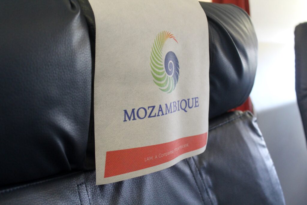 LAM Mozambique Airlines Business Class Maputo-Johannesburg